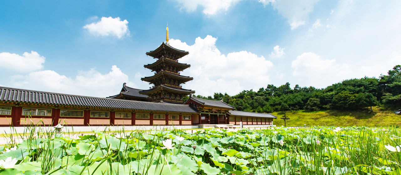 [10:30 A.M] 백제문화단지, 1400년전 대백제 왕궁으로의 시간 여행 image