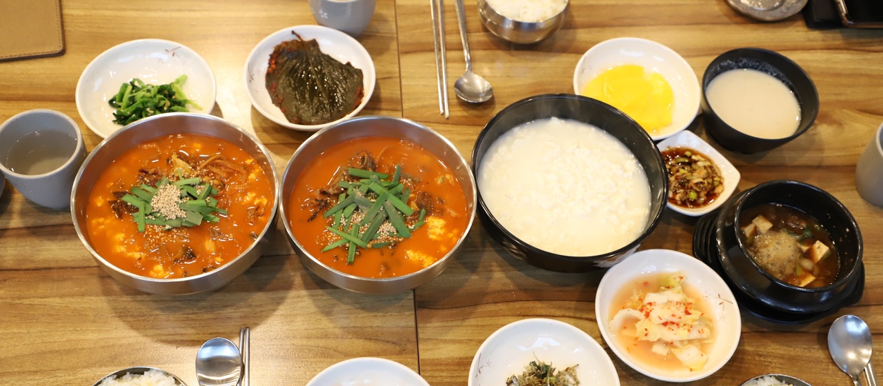 동화가든, 매콤 칼칼한 짬뽕 국물과 직접 만드는 고소한 순두부가 조화로운 짬뽕순두부 맛집image